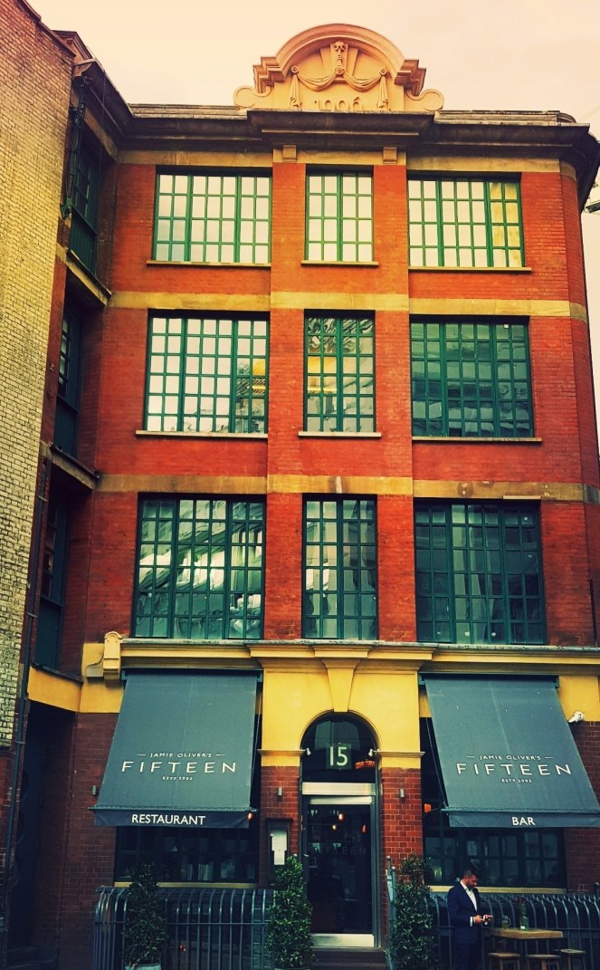 Jamie Oliver, Restaurant Fifteen, Hoxton, London